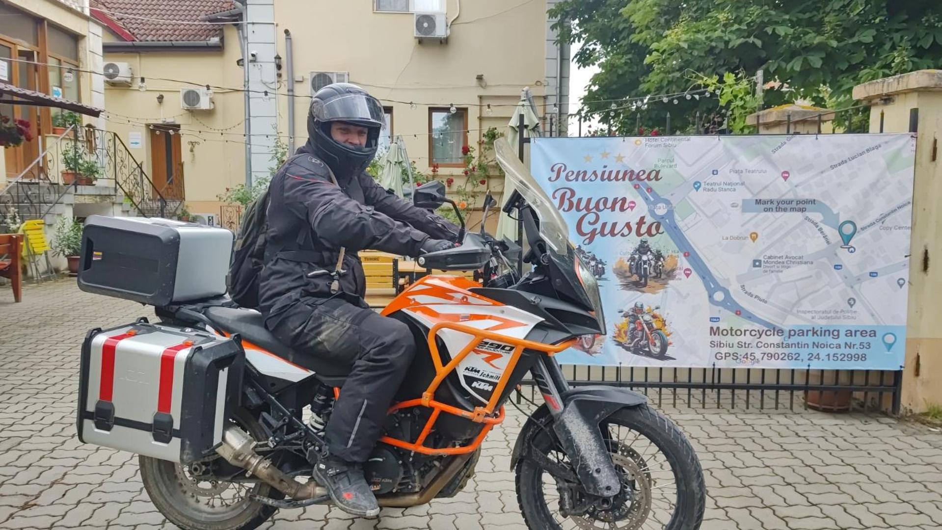 מלון Pensiunea Buon Gusto Sibiu-Motorcyle Friendly,City Center מראה חיצוני תמונה