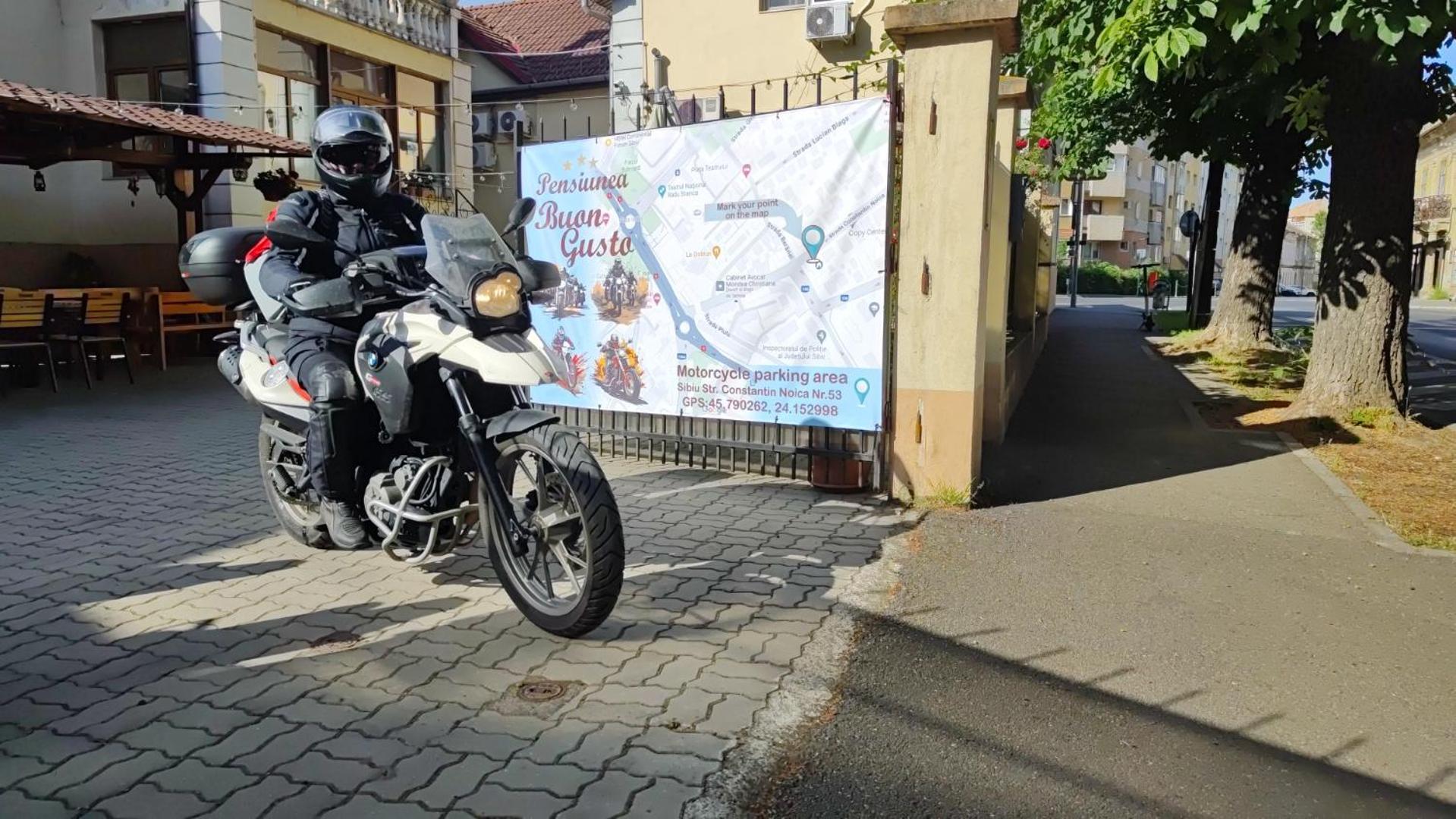 מלון Pensiunea Buon Gusto Sibiu-Motorcyle Friendly,City Center מראה חיצוני תמונה